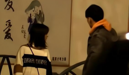 两人视频,两人情感互动瞬间，甜蜜瞬间尽收眼底